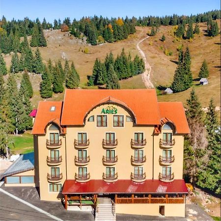Hotel Aries Vartop Exterior foto