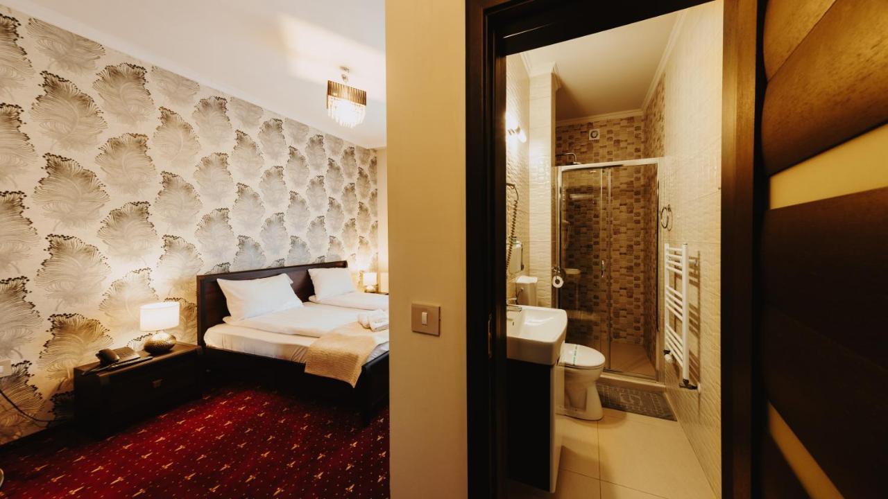 Hotel Aries Vartop Exterior foto