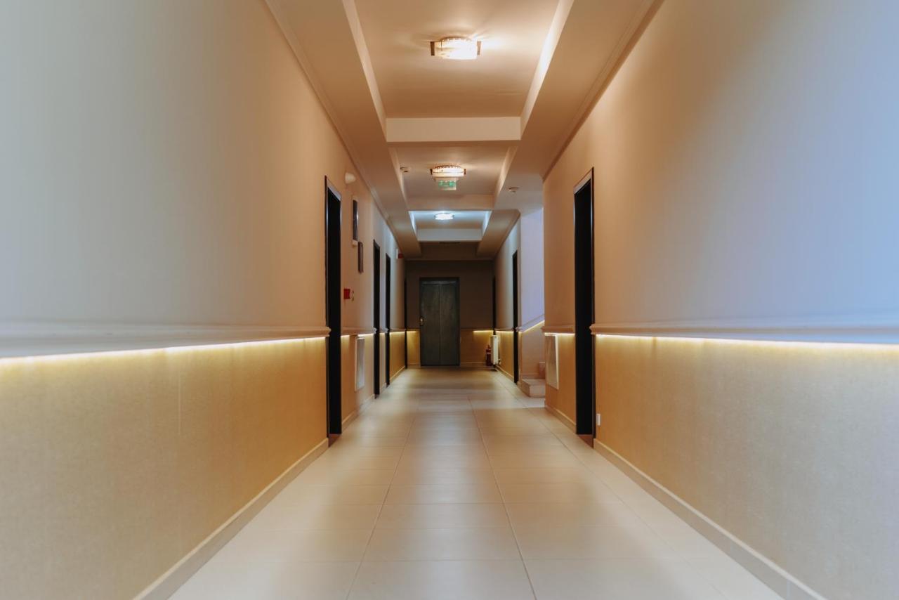 Hotel Aries Vartop Exterior foto