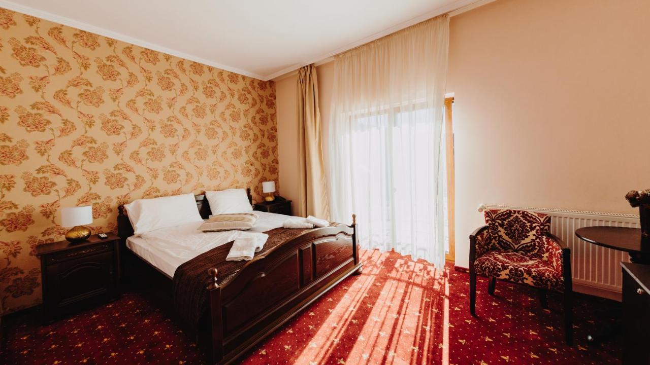 Hotel Aries Vartop Exterior foto